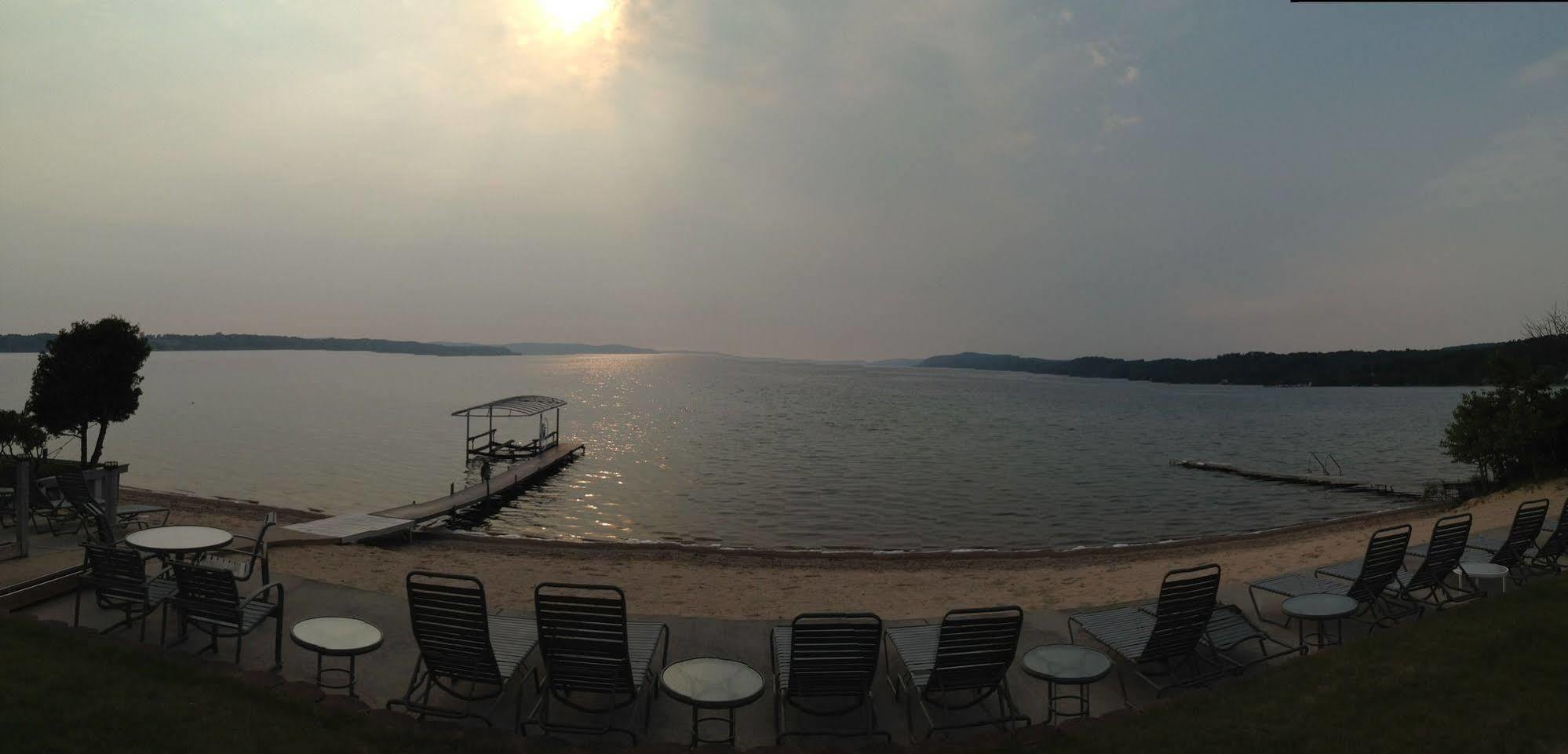 Crystal Lake Resort Beulah Kültér fotó